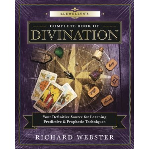 Llewellyn's Complete Book of Divination