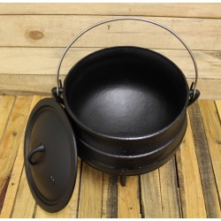 Cast Iron Potjie Cauldron - 2 Gallon, Size 3