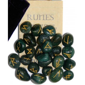 Bloodstone Green Gemston Rune Set